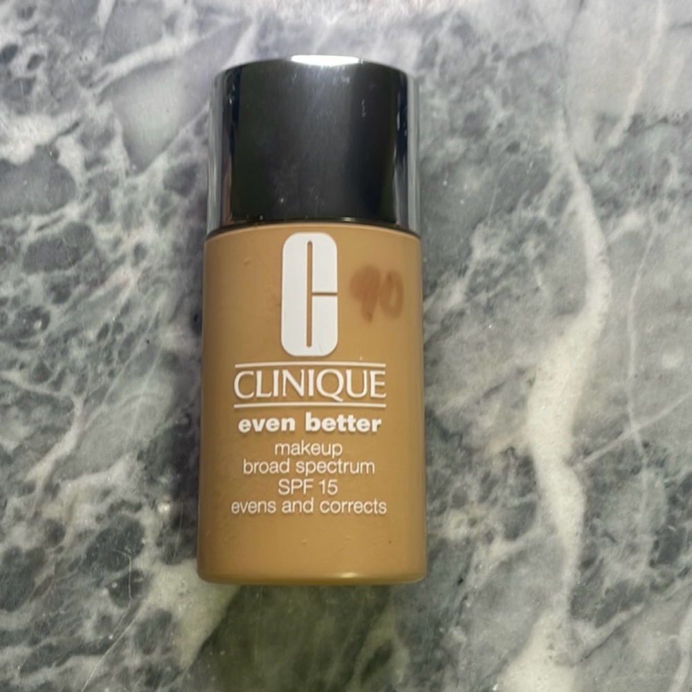 Clinique Even Better Foundation